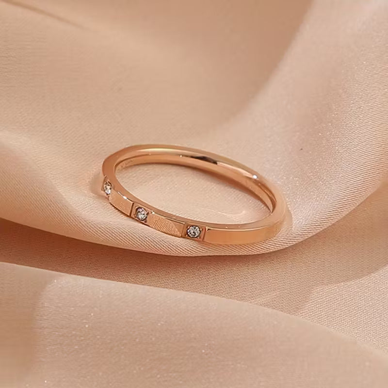 Round Ring Square Frame