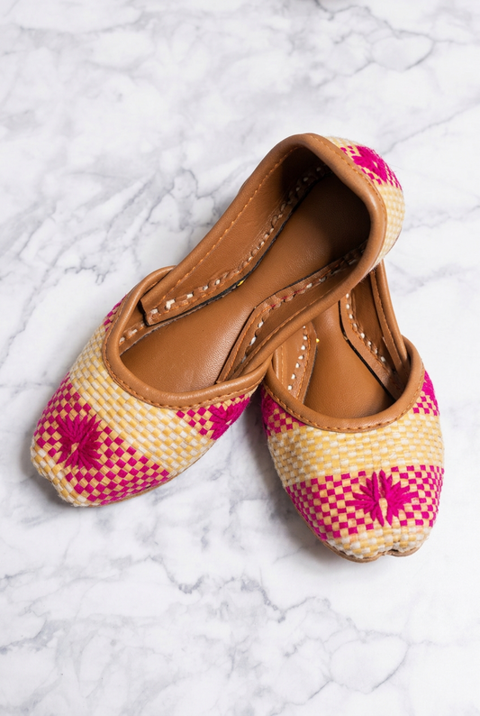 Baby - Pink Khussa