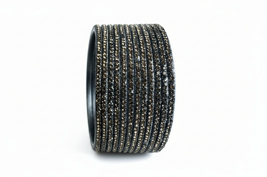 Zircon Studded Glossy Bangle