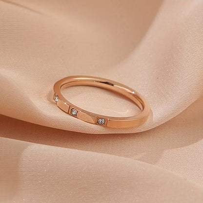 Round Ring Square Frame