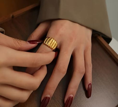 Ribbed Gold Dome Ring