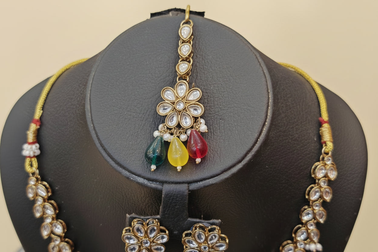 Multi Pearls & Kundan
