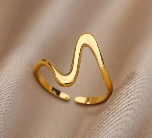 Wavy Ring